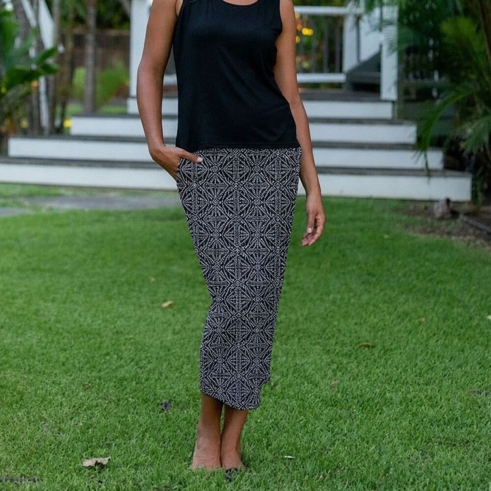 Ripskirt Hawaii Wrap Skirt Size M Black Pearl Batik Travel Quick Dry Length 4